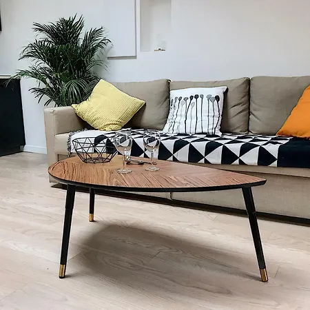 Mairie / Marche: Confortable 2p, Bien Equipe, Tout A Pieds Apartment Antibes