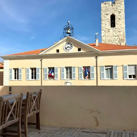 Apartment Mairie / Marche: Confortable 2p, Bien Equipe, Tout A Pieds